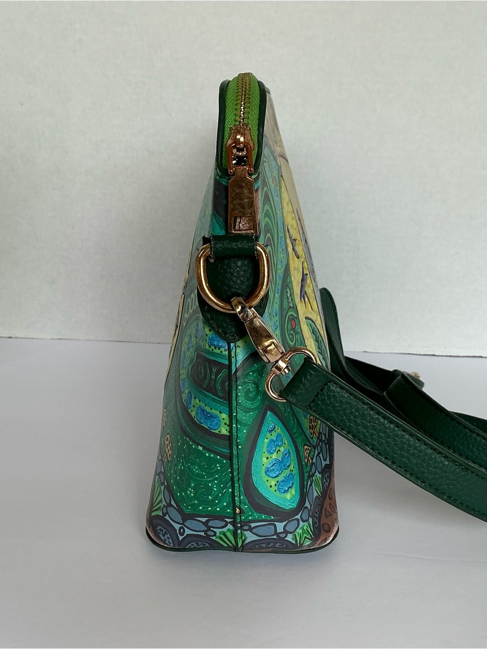 Leah Dorion Strong Earth Woman Art Bag 12” x 8.5” x 3.75” - Picture 6 of 16